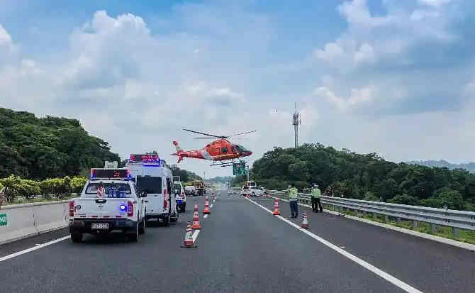 梨树区高速公路汽车救援案例