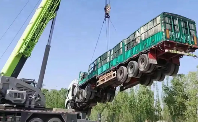 梨树区道路脱困救援案例